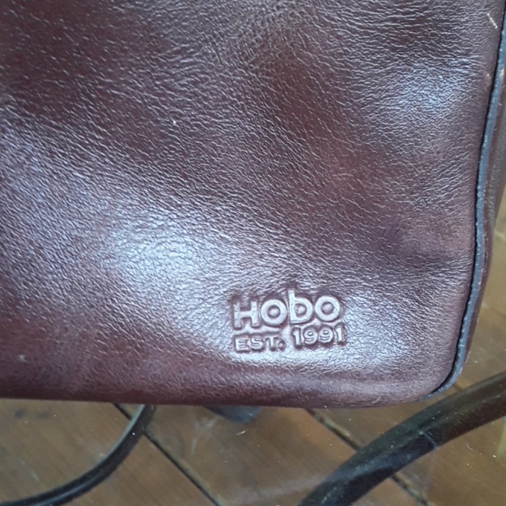 Handbag - Picture 2 of 4